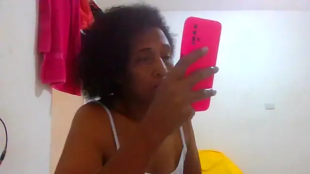 Snapshot of Aishamara chatting on 09-17-25, 04:08 Aishamara online show from 09-17-25, 04:08