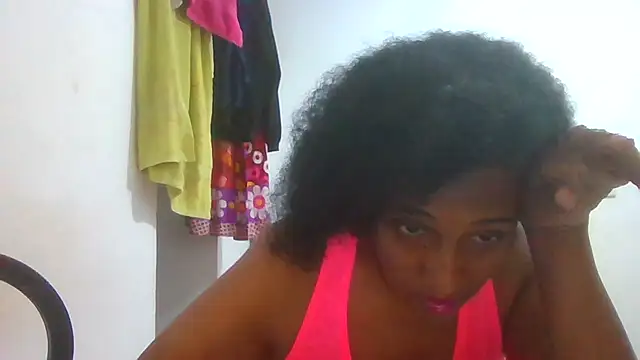 Snapshot of Aishamara chatting on 10-08-25, 04:54 Aishamara online show from 10-08-25, 04:54