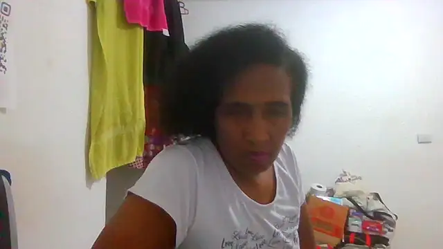 Snapshot of Aishamara chatting on 10-11-25, 06:45 Aishamara online show from 10-11-25, 06:45