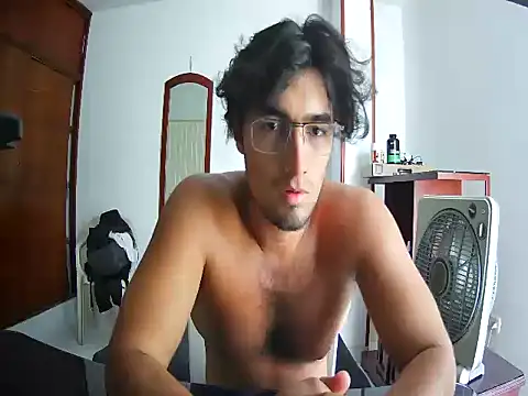 lechero226 online show from 01-07-26, 03:36