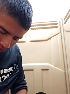 Snapshot of Diablo9804 chatting on 10-04-25, 05:44 Diablo9804 online show from 10-04-25, 05:44