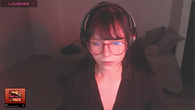 Snapshot of modjo_ chatting on 01-19-26, 03:54 modjo online show from 01-19-26, 03:54