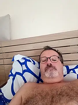 Snapshot of mike9473 chatting on 09-20-25, 09:10 mike9473 online show from 09-20-25, 09:10