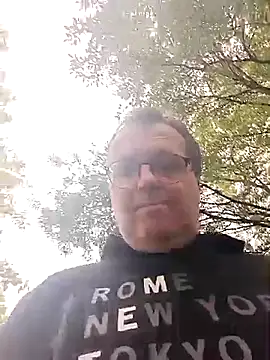 Snapshot of mike9473 chatting on 09-22-25, 11:12 mike9473 online show from 09-22-25, 11:12