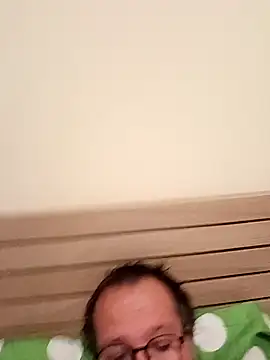 Snapshot of mike9473 chatting on 09-28-25, 08:47 mike9473 online show from 09-28-25, 08:47