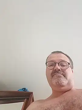 Snapshot of mike9473 chatting on 11-04-25, 08:57 mike9473 online show from 11-04-25, 08:57