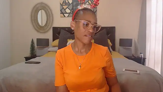 Creamyass22 online show from 12-23-24, 01:13