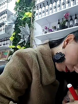 Snapshot of LunaZambrano chatting on 02-16-25, 07:05 LunaZambrano online show from 02-16-25, 07:05