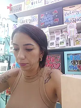 LunaZambrano online show from 06-27-26, 07:08