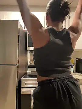 Snapshot of CandyLuxxxx chatting on 02-09-25, 03:45 CandyLuxxxx online show from 02-09-25, 03:45