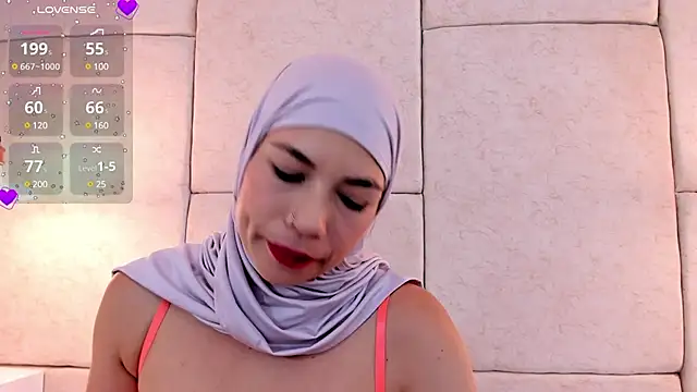 aisha vs online show from 02-08-25, 03:10