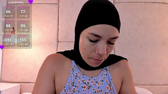 aisha vs online show from 02-27-25, 12:02