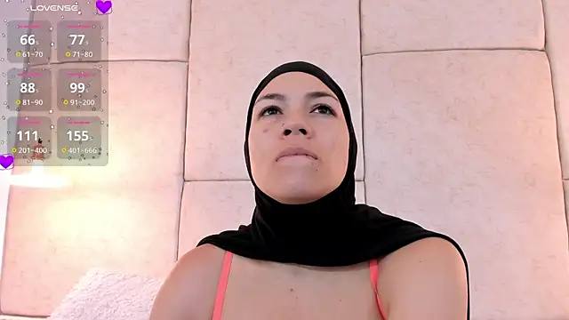 aisha vs online show from 03-20-25, 12:43