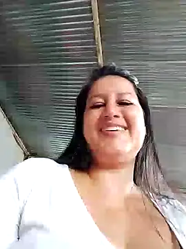 Snapshot of keilymadam chatting on 12-17-24, 01:27 keilymadam online show from 12-17-24, 01:27
