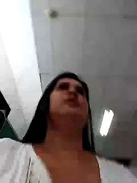 Snapshot of keilymadam chatting on 12-18-24, 04:49 keilymadam online show from 12-18-24, 04:49