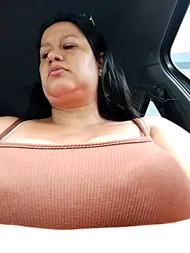 Snapshot of keilymadam chatting on 03-21-25, 03:35 keilymadam online show from 03-21-25, 03:35