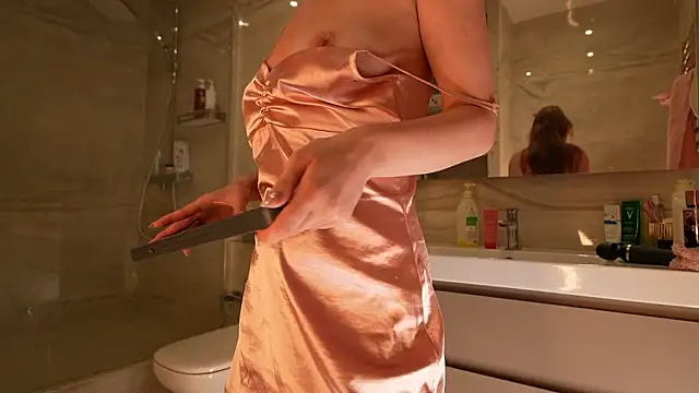 Snapshot of RosyEmily chatting on 03-14-26, 07:19 RosyEmily online show from 03-14-26, 07:19