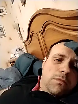 manubm03 online show from 01-06-26, 07:39