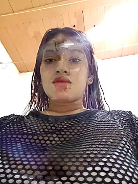 annie-19 online show from 10-21-25, 02:07