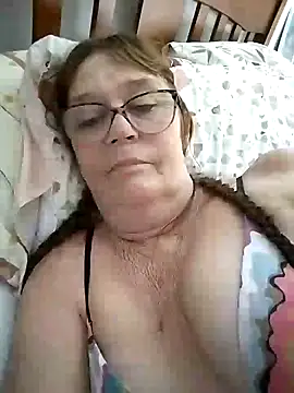 bellaau online show from 01-15-25, 06:33