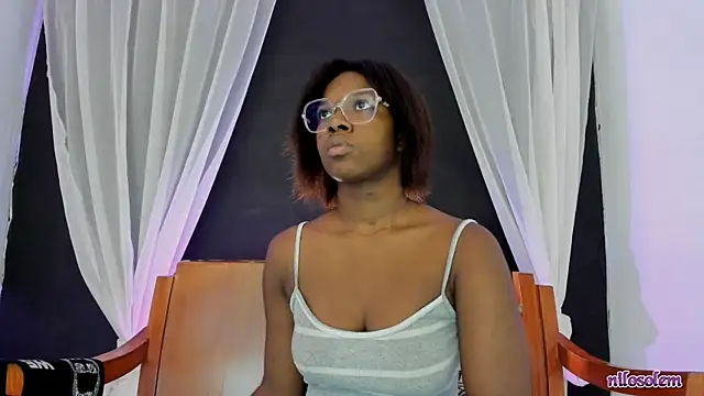 Snapshot of nilosolem chatting on 09-15-25, 06:19 nilosolem online show from 09-15-25, 06:19