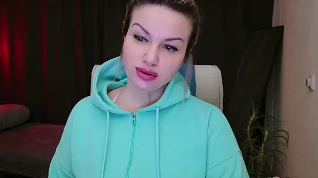 Snapshot of MishaMILF chatting on 03-13-25, 04:23 MishaMILF online show from 03-13-25, 04:23