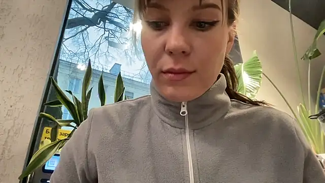 Karrolliza online show from 10-22-25, 01:11