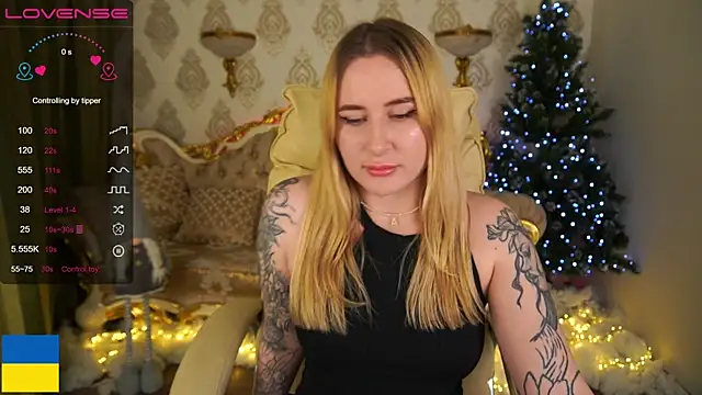 Snapshot of ArolinaNight chatting on 01-01-25, 07:20 ArolinaNight online show from 01-01-25, 07:20