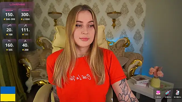 Snapshot of ArolinaNight chatting on 01-31-25, 09:48 ArolinaNight online show from 01-31-25, 09:48