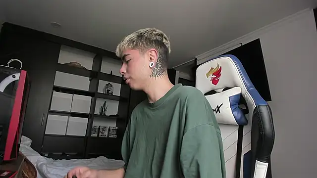 Snapshot of _morghan_ chatting on 12-07-24, 06:26 morghan online show from 12-07-24, 06:26