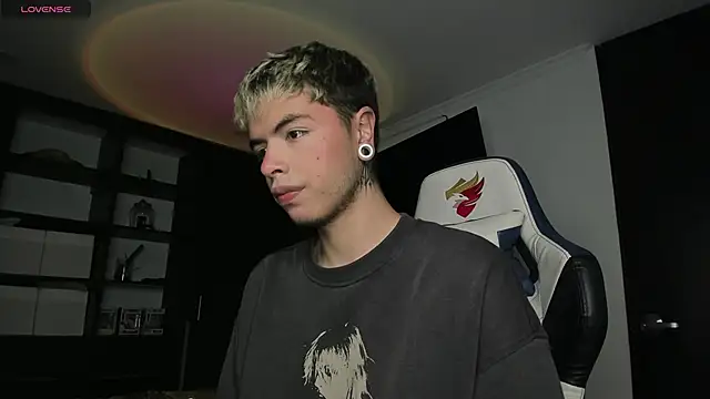 Snapshot of _morghan_ chatting on 01-01-25, 02:51 morghan online show from 01-01-25, 02:51