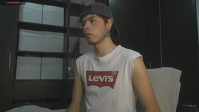 Snapshot of _morghan_ chatting on 03-20-25, 03:23 morghan online show from 03-20-25, 03:23