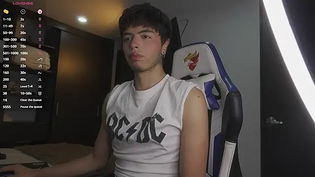 Snapshot of _morghan_ chatting on 10-24-25, 03:36 morghan online show from 10-24-25, 03:36