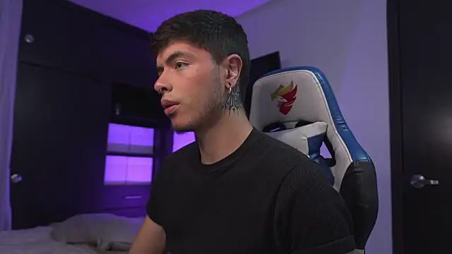 Snapshot of _morghan_ chatting on 02-14-26, 11:34 morghan online show from 02-14-26, 11:34