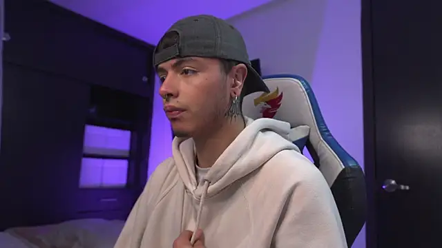 Snapshot of _morghan_ chatting on 02-18-26, 03:13 morghan online show from 02-18-26, 03:13