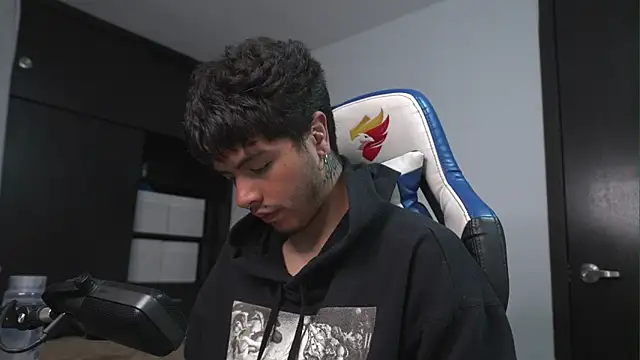 Snapshot of _morghan_ chatting on 03-27-26, 11:26 morghan online show from 03-27-26, 11:26