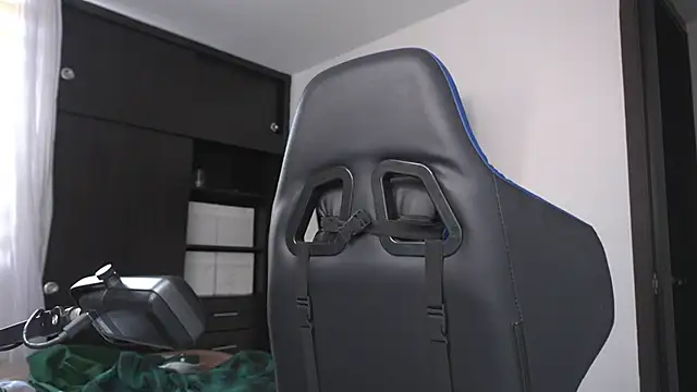 Snapshot of _morghan_ chatting on 04-13-26, 05:18 morghan online show from 04-13-26, 05:18