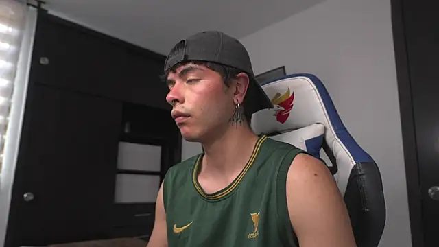 Snapshot of _morghan_ chatting on 04-15-26, 07:21 morghan online show from 04-15-26, 07:21