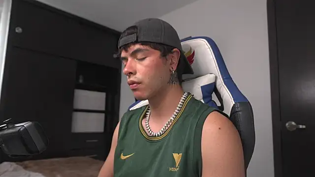 Snapshot of _morghan_ chatting on 04-15-26, 07:58 morghan online show from 04-15-26, 07:58