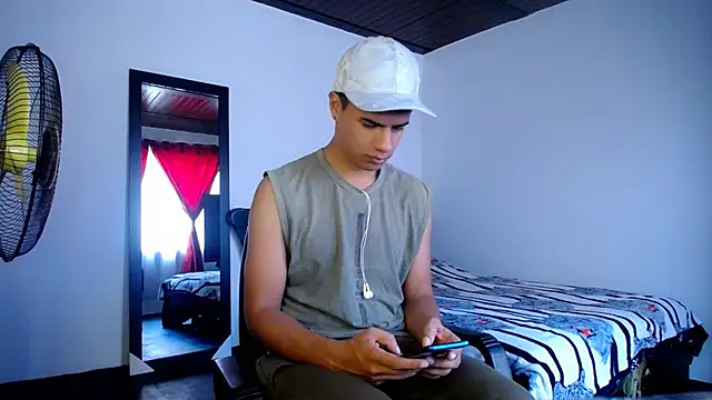 Deiby casas online show from 02-01-25, 02:02