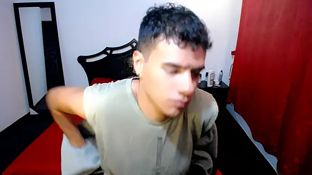 Deiby casas online show from 03-12-25, 05:02