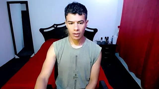 Deiby casas online show from 03-13-25, 02:38