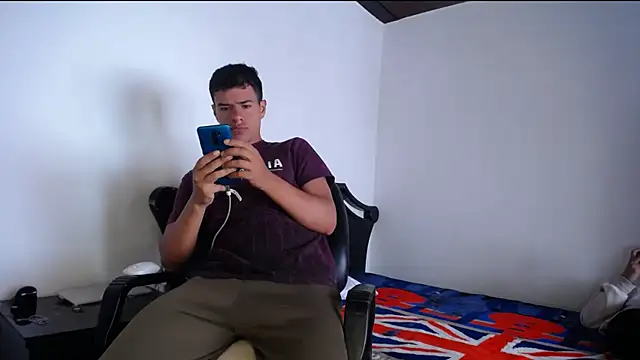 Deiby casas online show from 09-10-25, 07:14