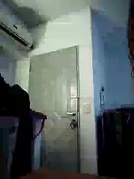 Snapshot of Kleopatracolo chatting on 12-30-24, 01:37 Kleopatracolo online show from 12-30-24, 01:37