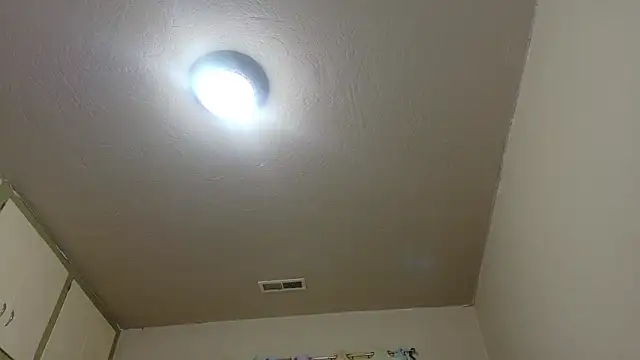 Emihaze online show from 04-18-26, 07:07