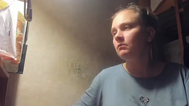 Snapshot of FrumCake chatting on 01-15-25, 12:41 FrumCake online show from 01-15-25, 12:41