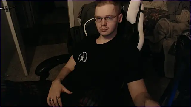 doloresman online show from 02-18-25, 09:10