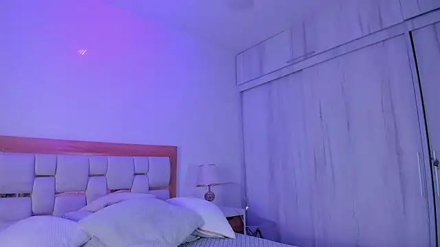 mia hank online show from 02-13-26, 11:39