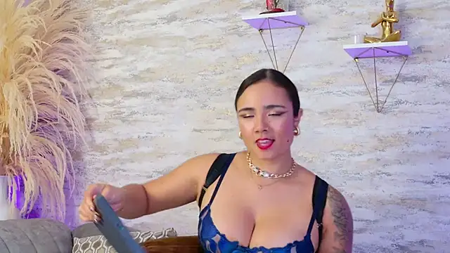 Lea Foster online show from 03-19-25, 12:48