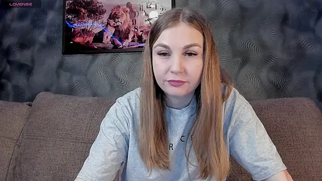 CassieMils online show from 02-12-25, 08:16